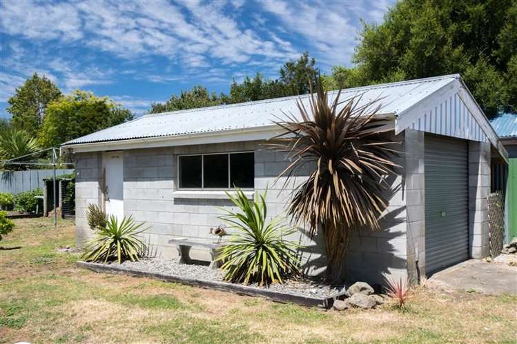 3 Richardson Avenue Burleigh_7