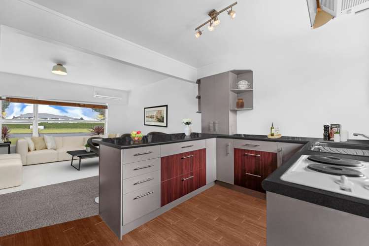 2/39 Aramoana Avenue Devonport_4