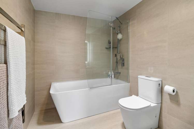 8/115 Church Street Onehunga_12