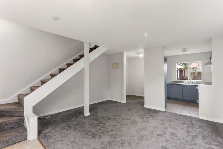 41 Fred Woodward Place Mount Roskill_6