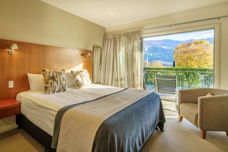 Unit 102, 5 Lakeside Road Wanaka_7