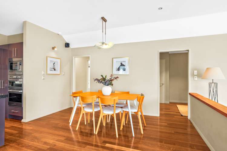 24 Crombie Green Northwood_9