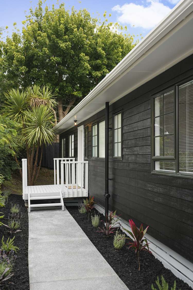 66b Woodglen Road Glen Eden_16