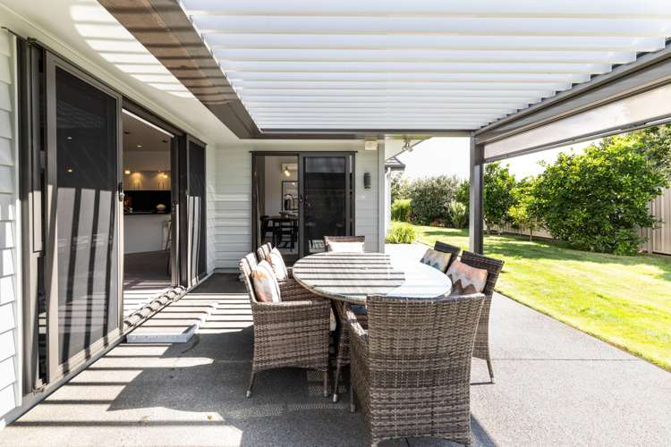 14 Arbuckle Road Frimley_1