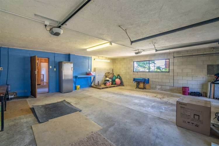 147 East Road Ascot_20