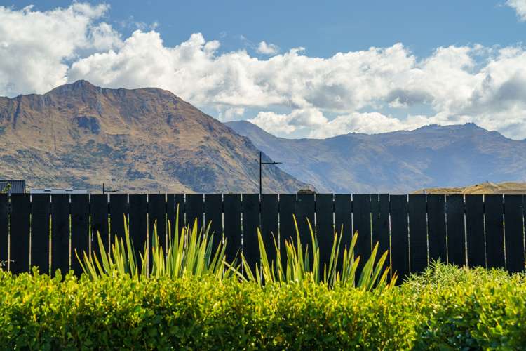 3 Courthill Lane Wanaka_17