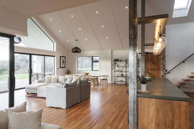 425 Clarks Beach Road_5