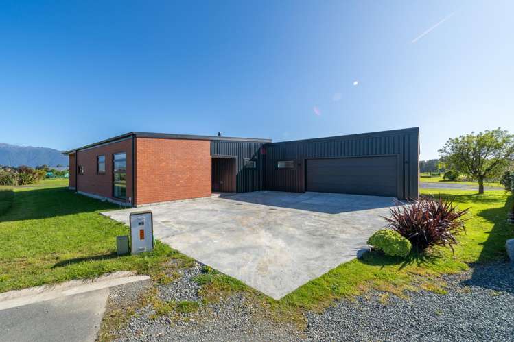 35 Paton Place Te Anau_25