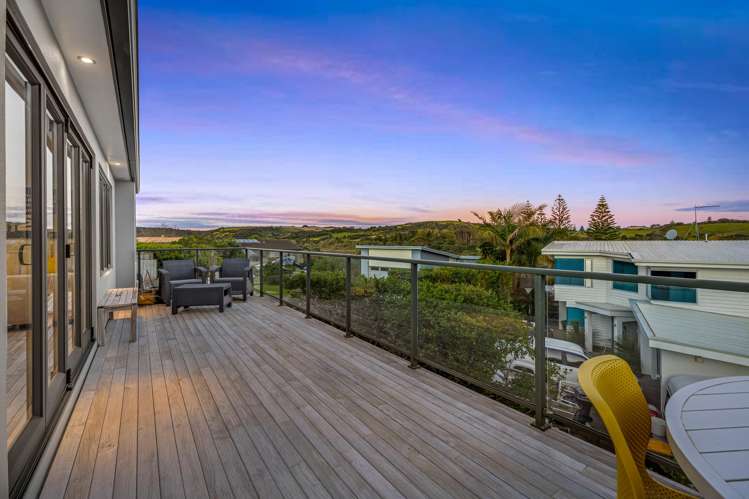 6 Double Bay Place Army Bay_3