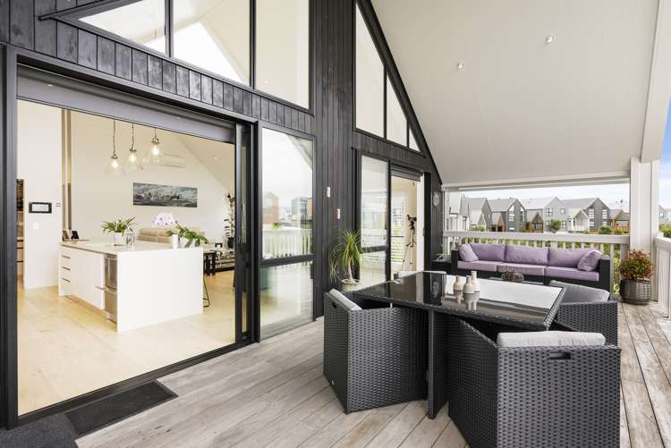 169 Jack Lachlan Drive Beachlands_13