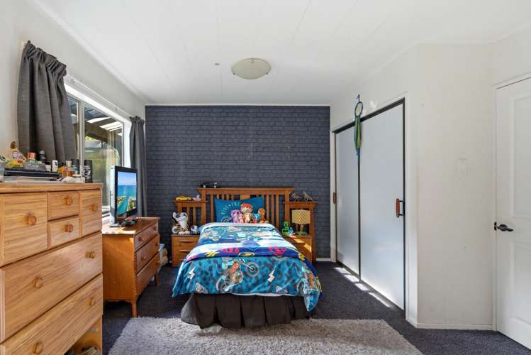 41 Bryson Road Otatara_18