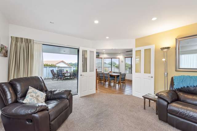 29 Crown Hill Paraparaumu_3