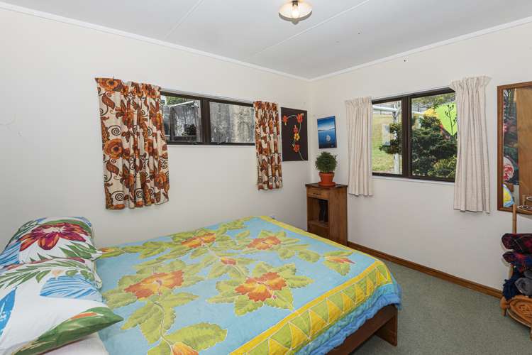 12 Bayview Road Pouto_12