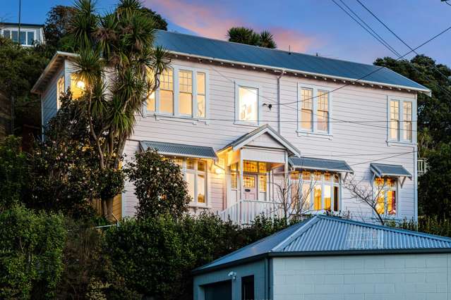 ARCHITECTURALLY REDESIGNED FAMILY HOME
