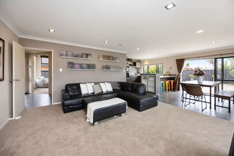 20 Bellshill Close Wattle Downs_6