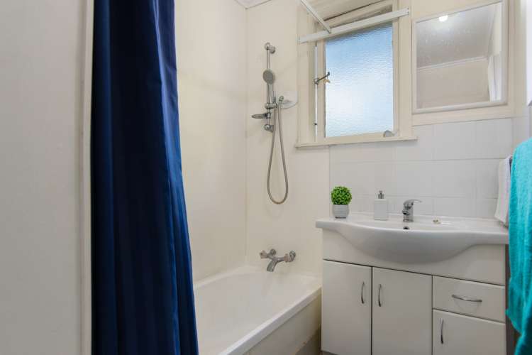 18 Surrey Grove Parkvale_6