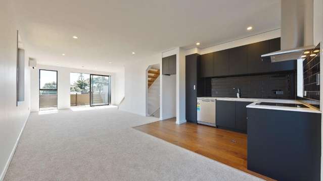 1/80 Seatoun Heights Road Seatoun_4