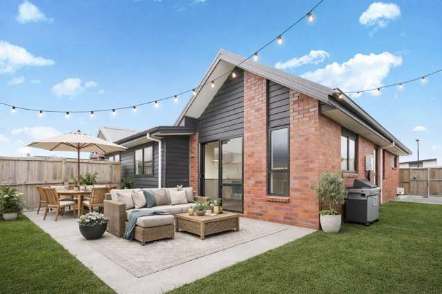 36 Waruhia Crescent Rototuna North_1