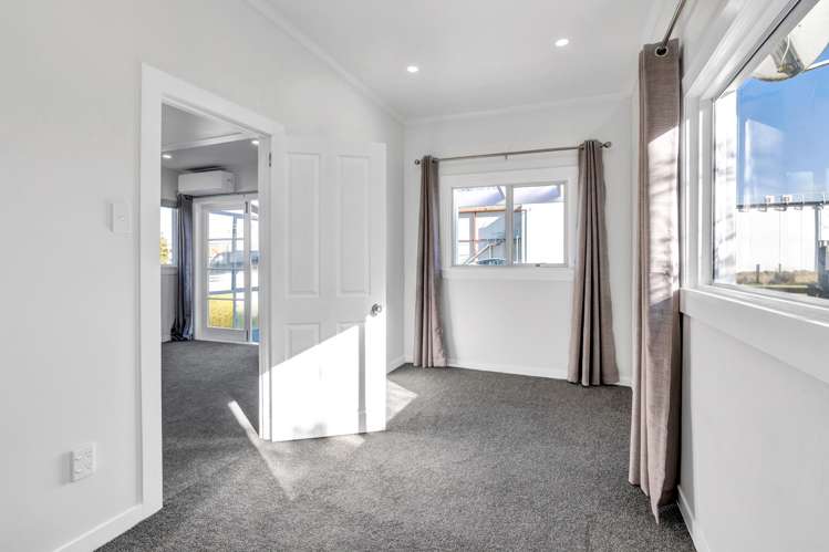 82 Railway Street Eltham_10