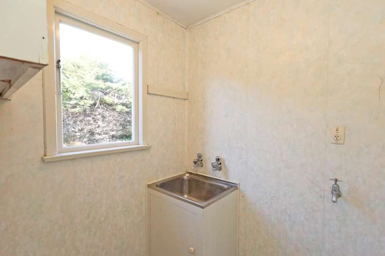 242 Dunns Road Otatara_20