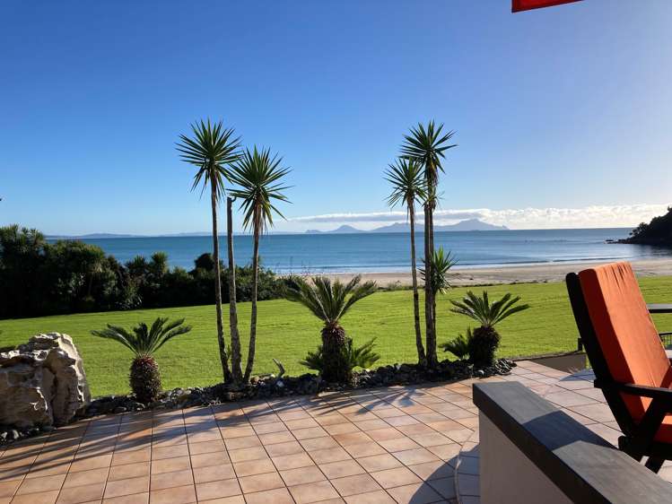 10 Breadalbane Place Langs Beach_22
