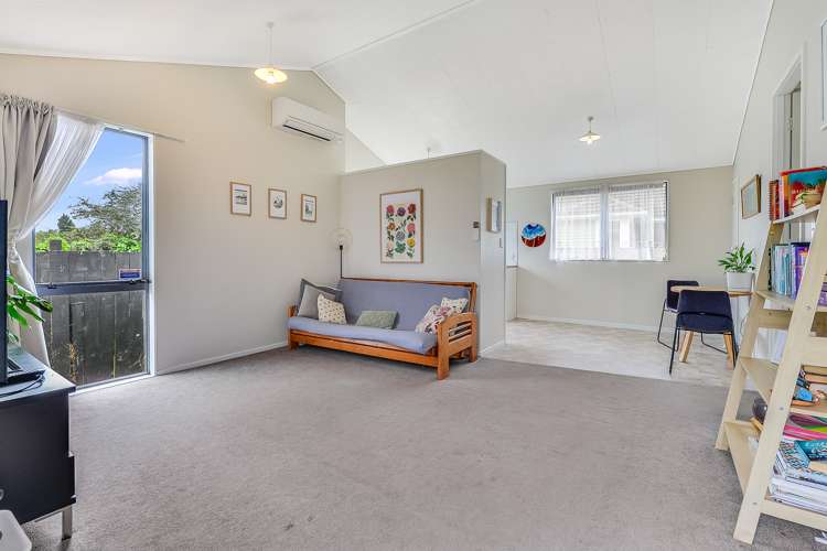 68a Montgomery Crescent Bader_6