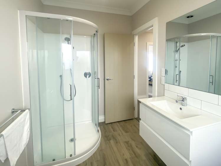 11 Orlando Street Stratford_5