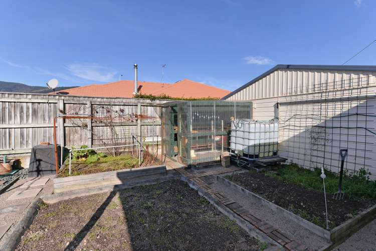 10 Sargeson Street Stoke_16