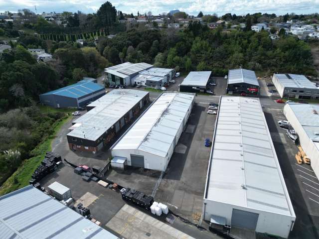 Tenancy 2/12 Cypress Street Judea_2