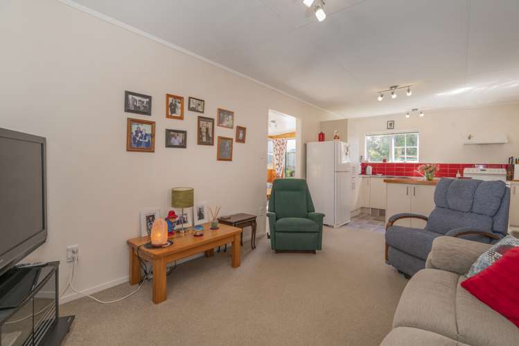 31 Whitby Avenue Whitianga_32