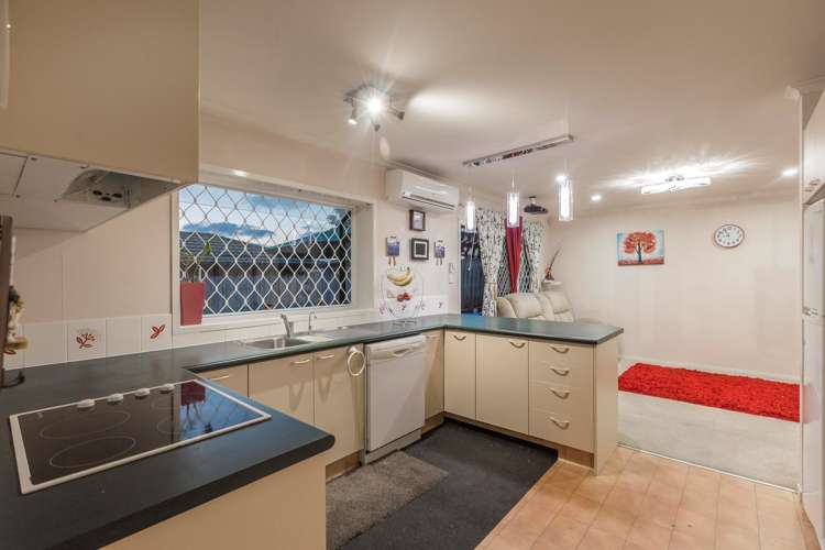 39 Etherton Drive Manurewa_17