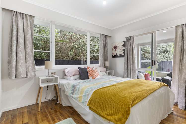 2 Archlynn Road Kelston_8