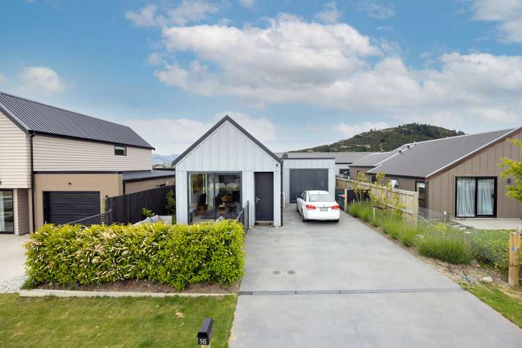 16 Mount Burke St Wanaka_13