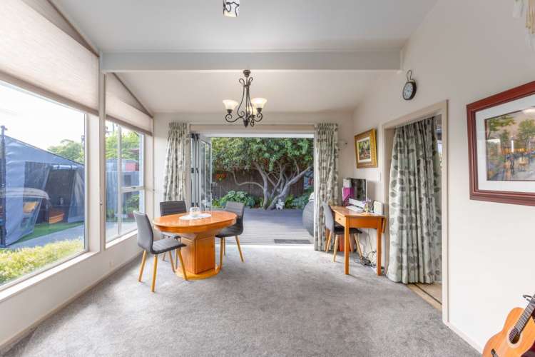 28 Waitikiri Drive Parklands_3
