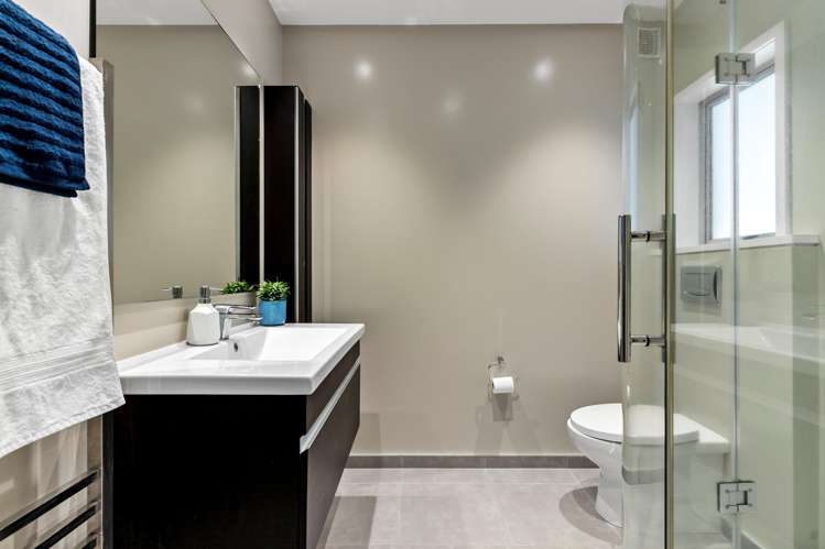 24 Wainoni Avenue Point Chevalier_18