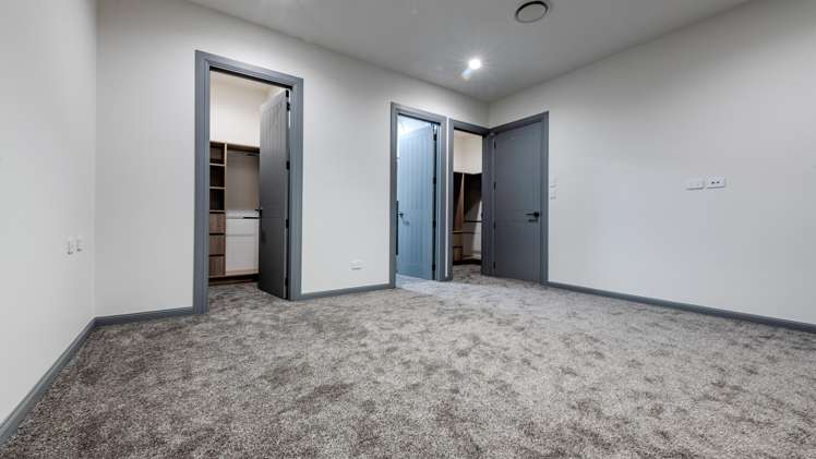 14 Greenstead Close Flat Bush_12
