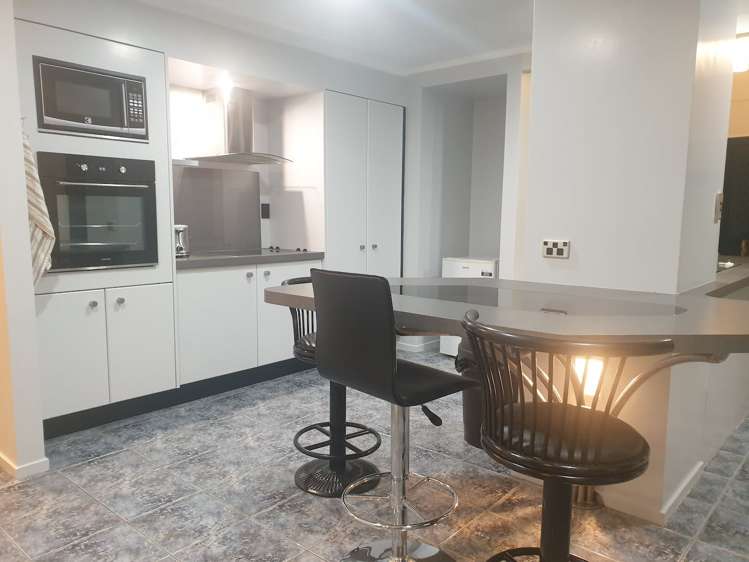 3a Bury Grove Strathmore Park_17