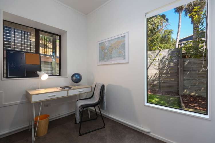 33 Athol Street Glenduan_12