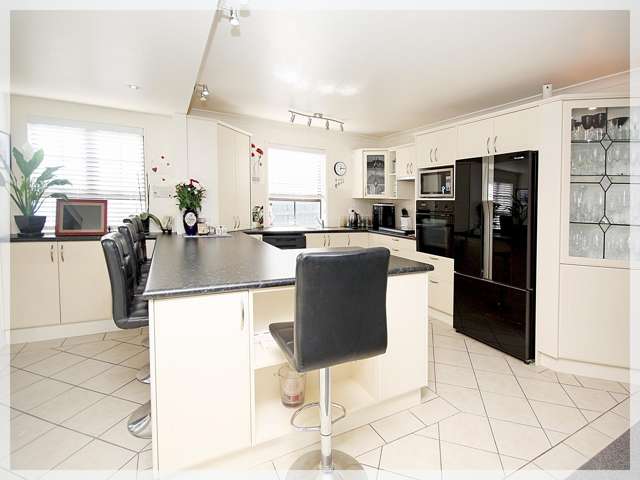 24 Thomas Place Foxton Beach_4