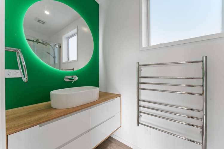 6 Te Moau Avenue Parakai_27