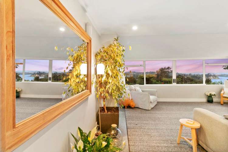 42 Ngarahana Avenue Paremoremo_6