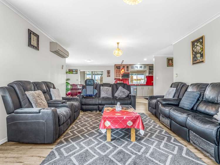 526 Massey Road Mangere_8
