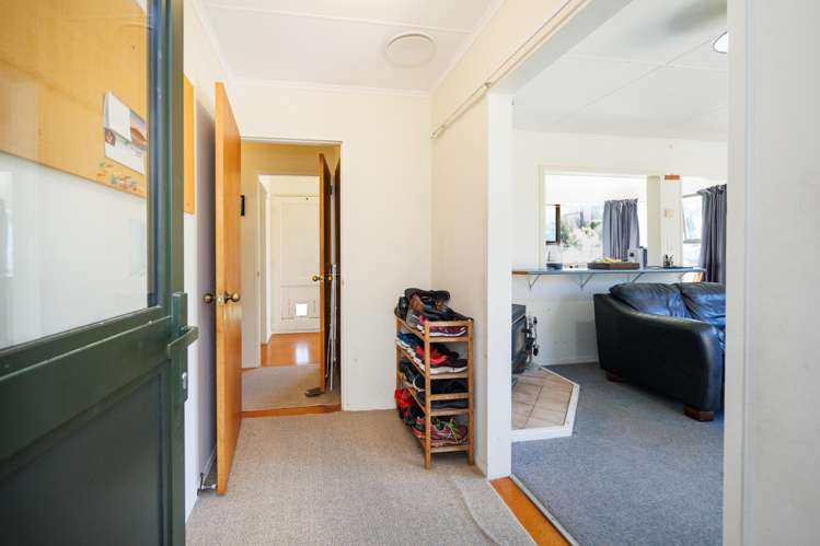 5 Kaka Street Pohangina_19