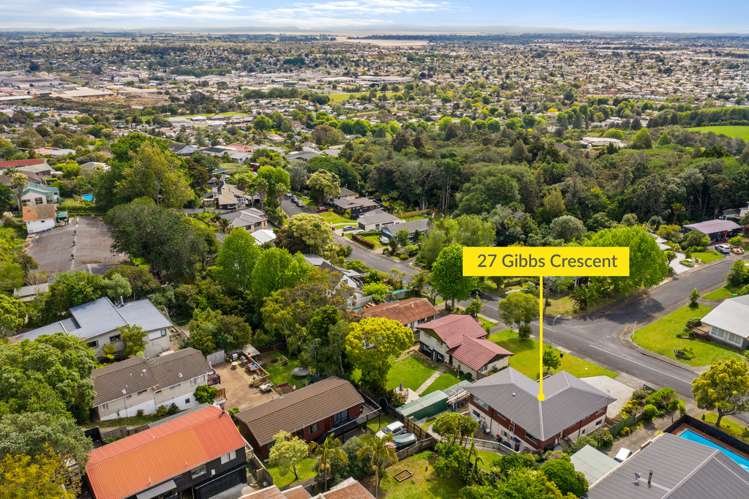 27 Gibbs Crescent Red Hill_18