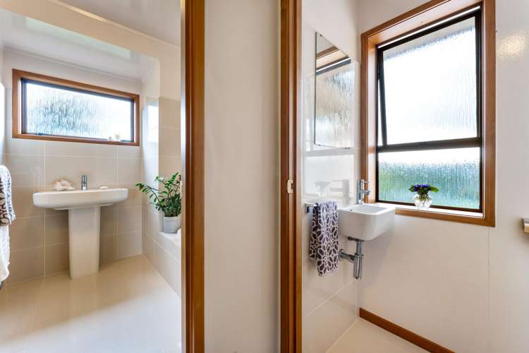 2/9 Newhaven Terrace Mairangi Bay_19