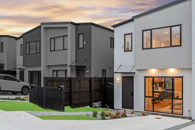 65 Highland Park Drive Botany Downs_1