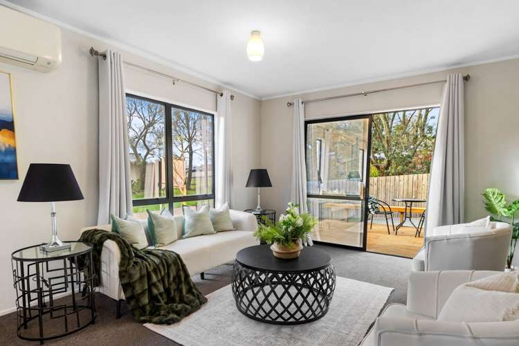 2/238 Sunset Road Windsor Park_14