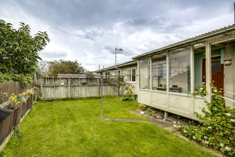 2/108 Charlotte Crescent Mayfair_7