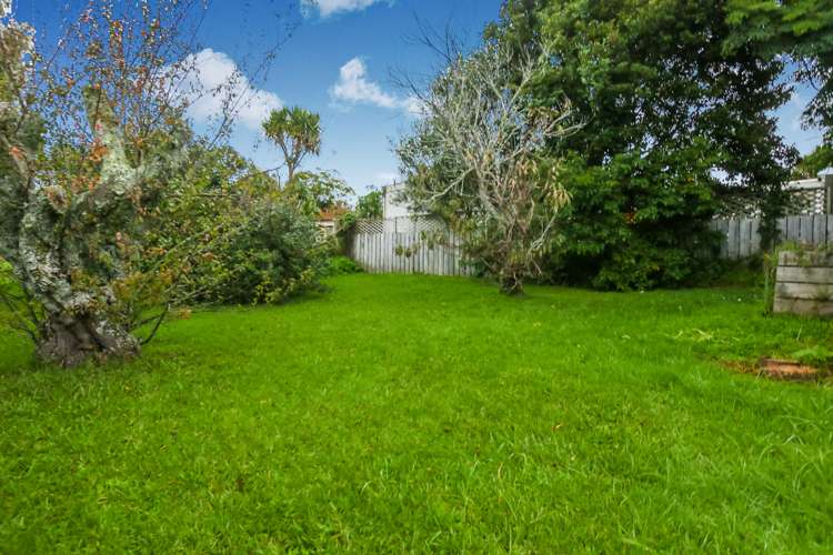 13 Royal View Road Te Atatu South_1