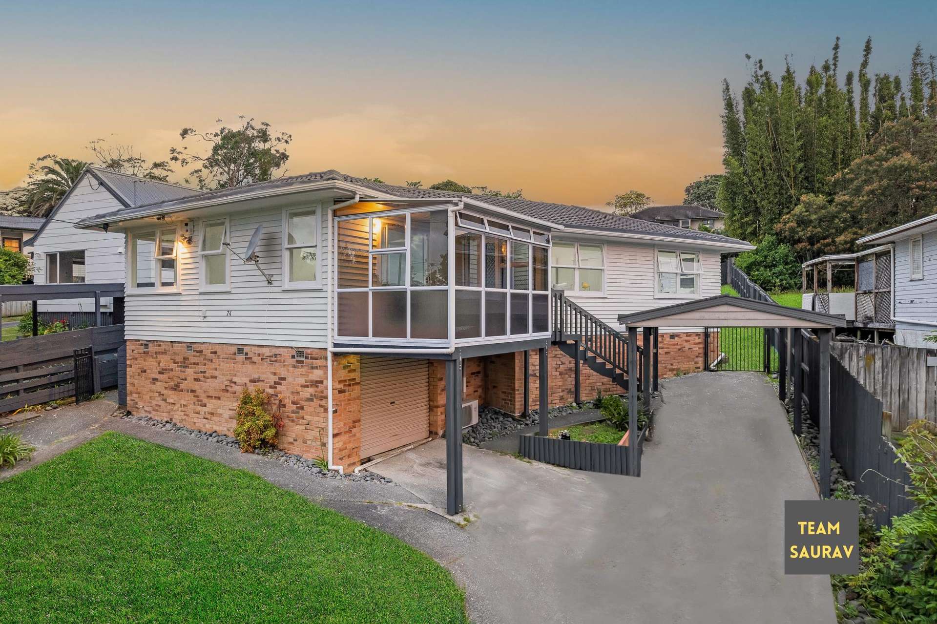 74 Vodanovich Road Te Atatu South_0
